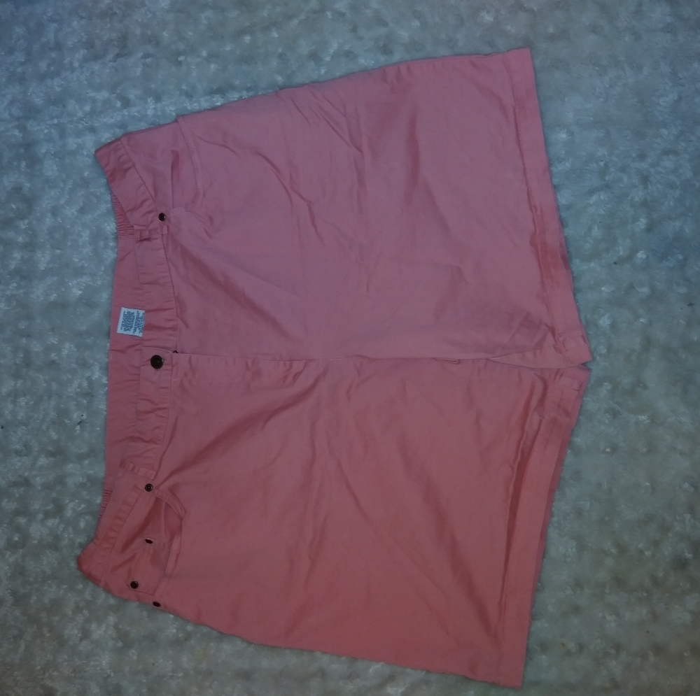 Pink Shorts - Picture 3 of 4